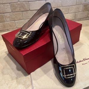 Vintage mid 2000’s Ferragamo oxblood patent leather heels, women’s size 8.5